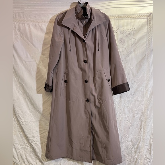 G GALLERY New York absolutely gorgeous jacket has inside lining looks new - Picture 1 of 11